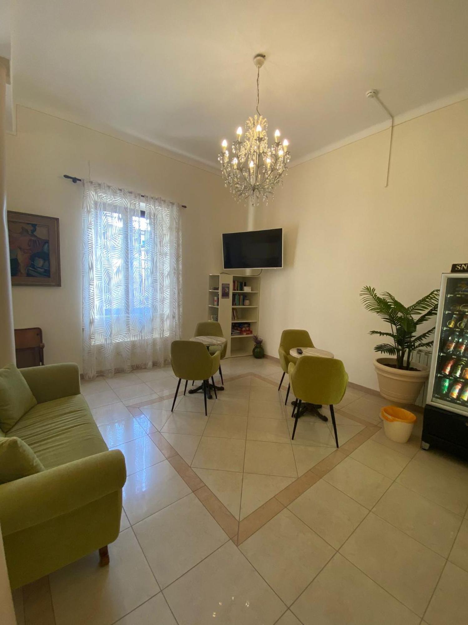 מרינה די מסה Hotel Virginia מראה חיצוני תמונה