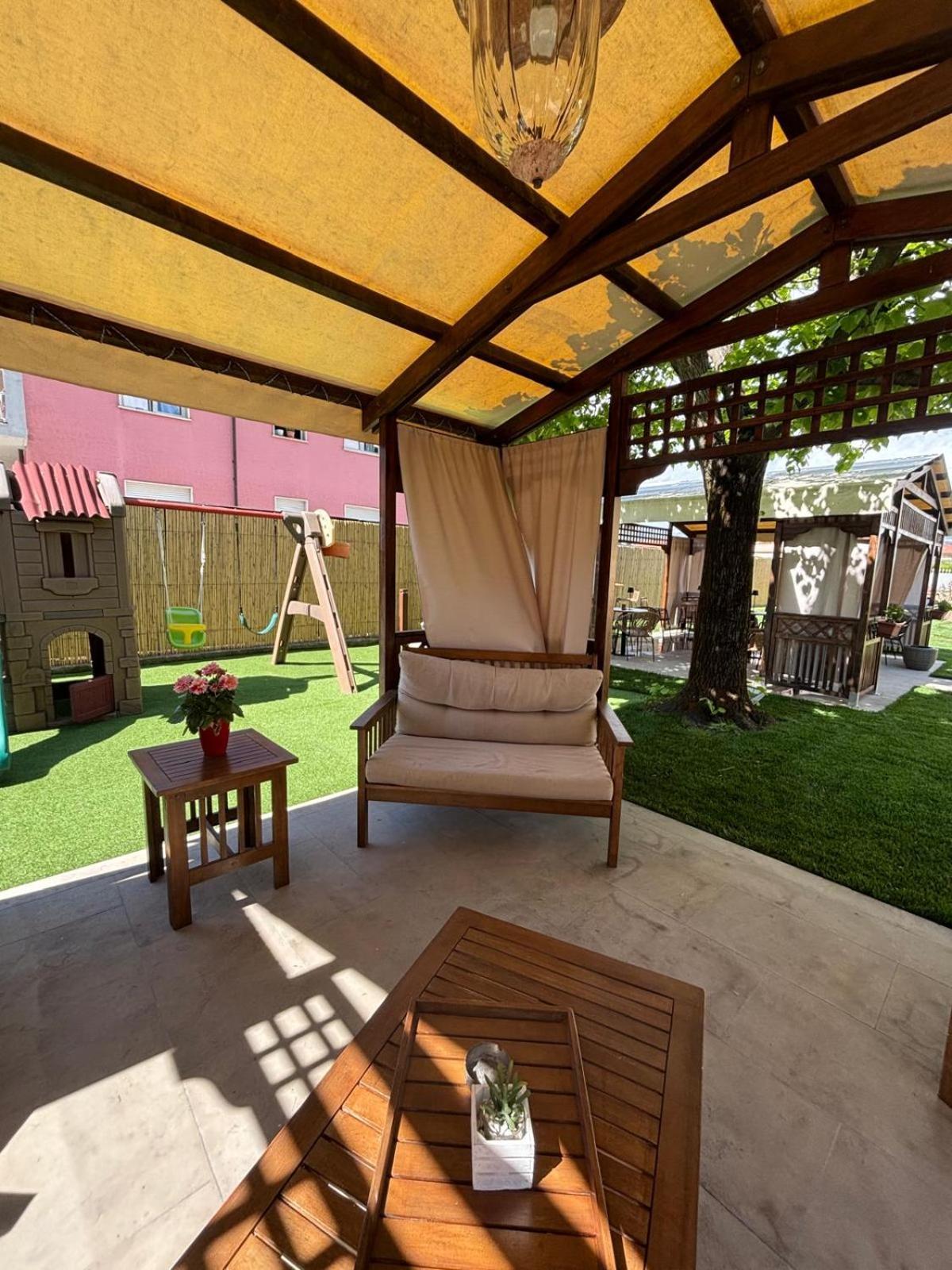 מרינה די מסה Hotel Virginia מראה חיצוני תמונה