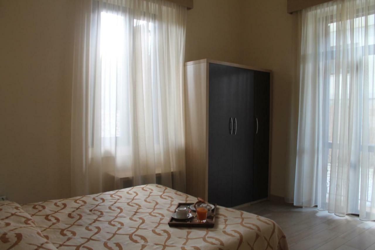 מרינה די מסה Hotel Virginia מראה חיצוני תמונה